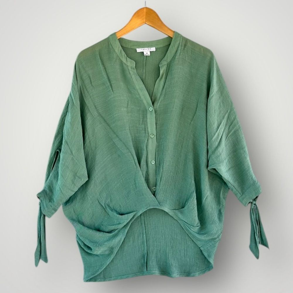 🎉5 for $45🎉 Favlux top blouse shirt size M